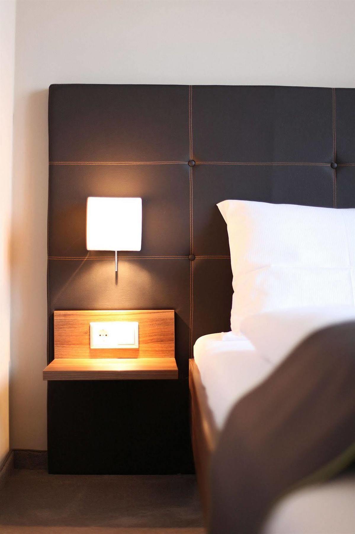 Hotel Kunstmuehle มินเดิลไฮม์ ภายนอก รูปภาพ